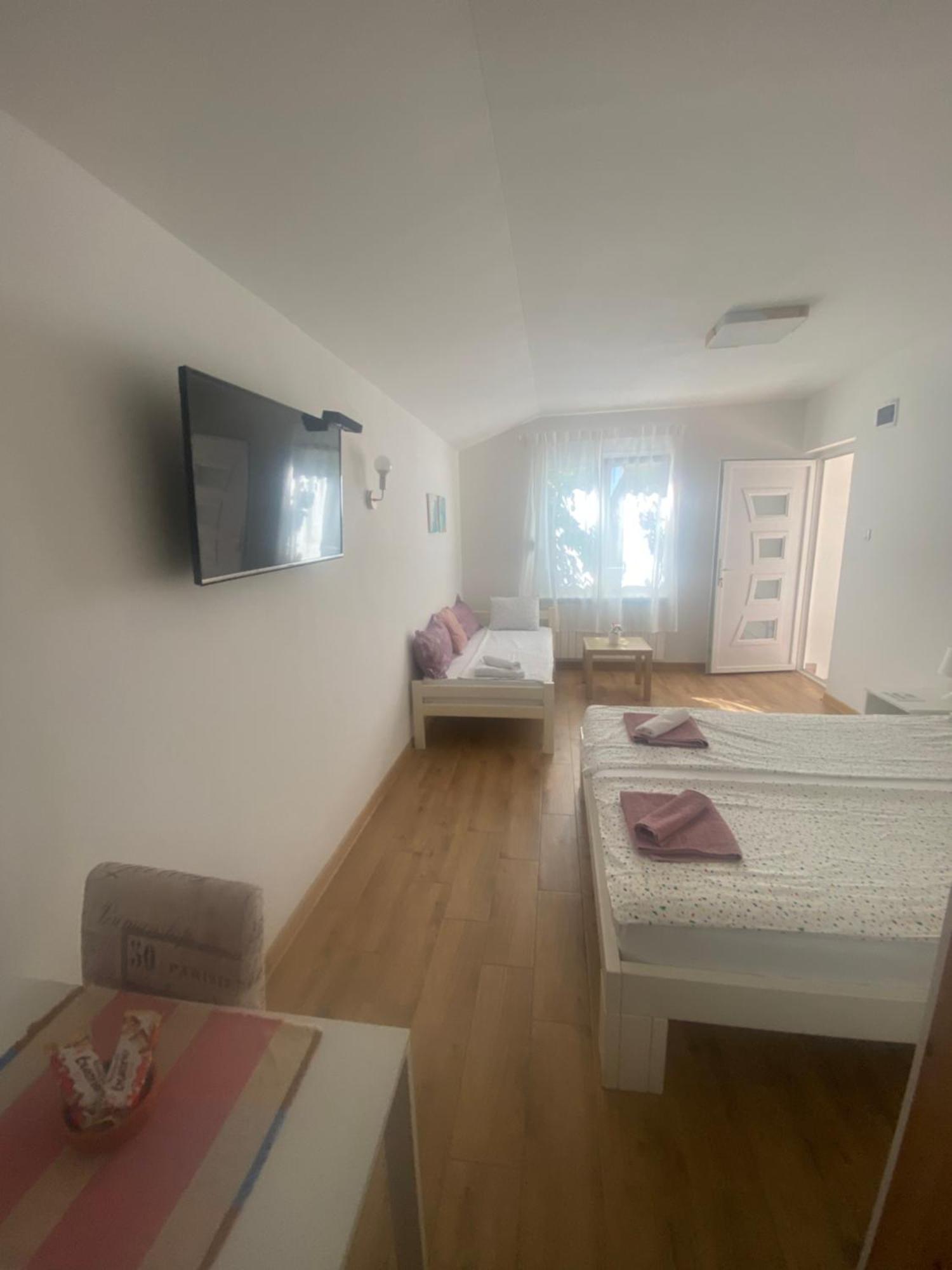 Garden Apartmani 3 베오그라드 외부 사진