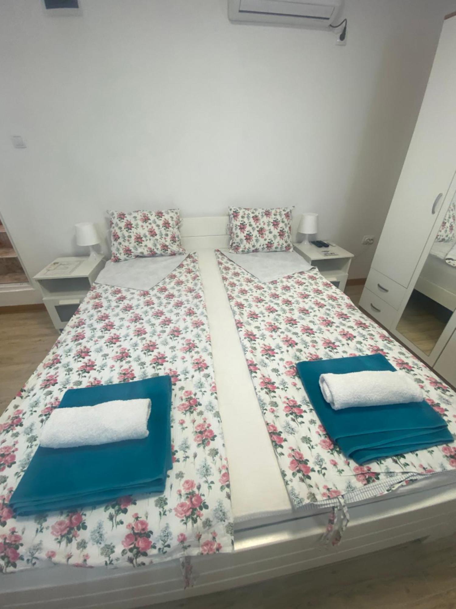 Garden Apartmani 3 베오그라드 외부 사진